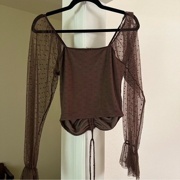 Milkmaid Drawstring Front Shirt - Picture 3 of 4